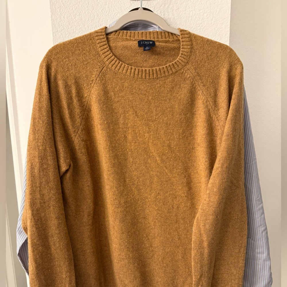 Men’s J Crew Lambs Wool Blend Sweater - Sz M - Color Gold